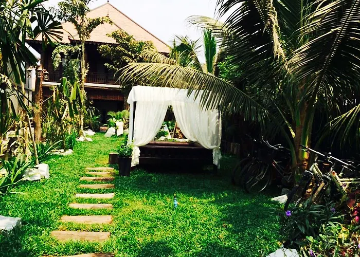 Wooden Hotel 4*