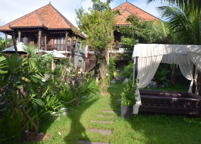 Hotel Wooden 4*