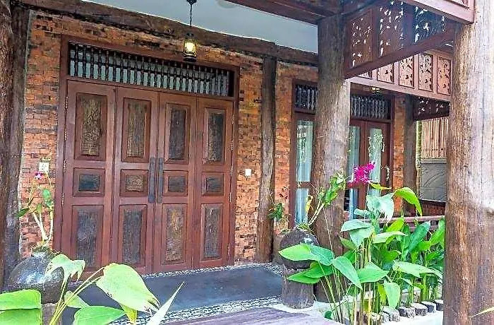 Wooden Hotel Siem Reap