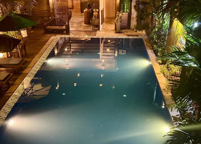 Hotel Wooden 4*