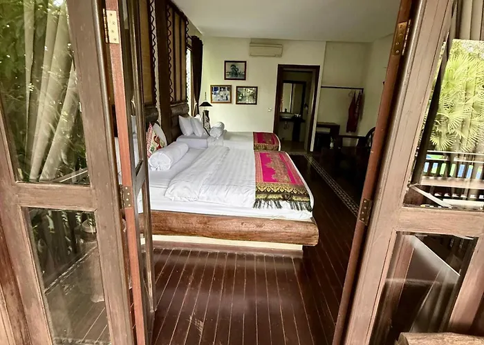 Hotel Wooden Siem Reap