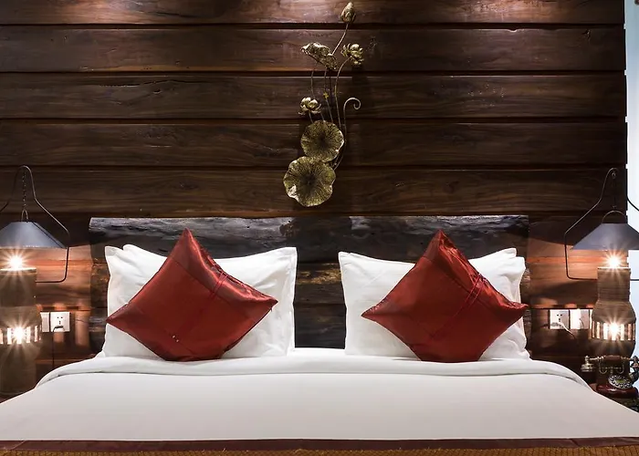 Wooden Hotel 4*