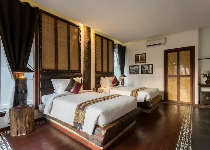 Wooden 4*