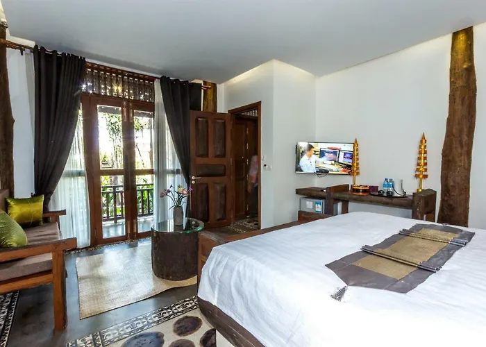 Wooden Hotel 4*